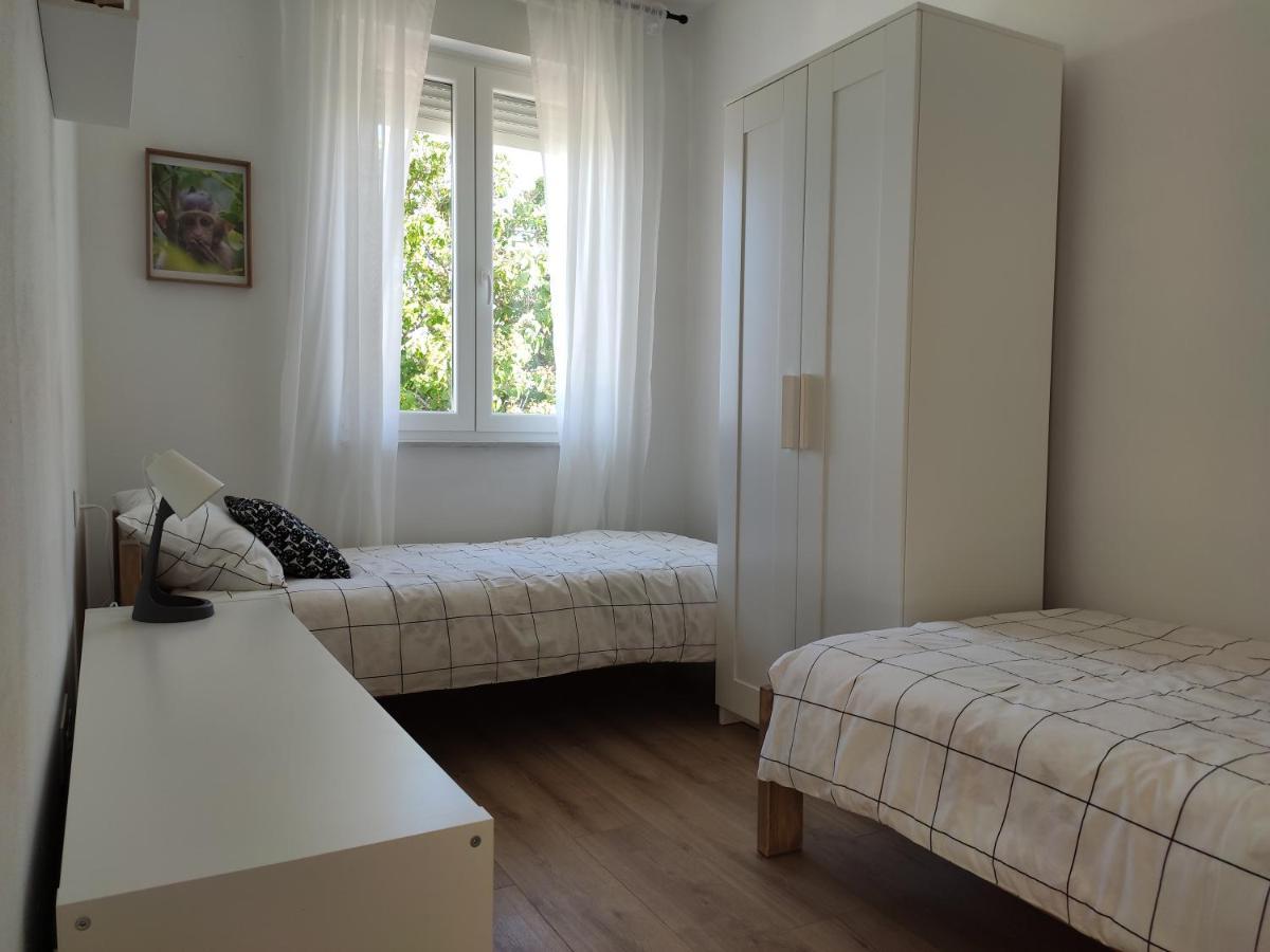 Apartmani Sara 2 Betina  Exterior foto